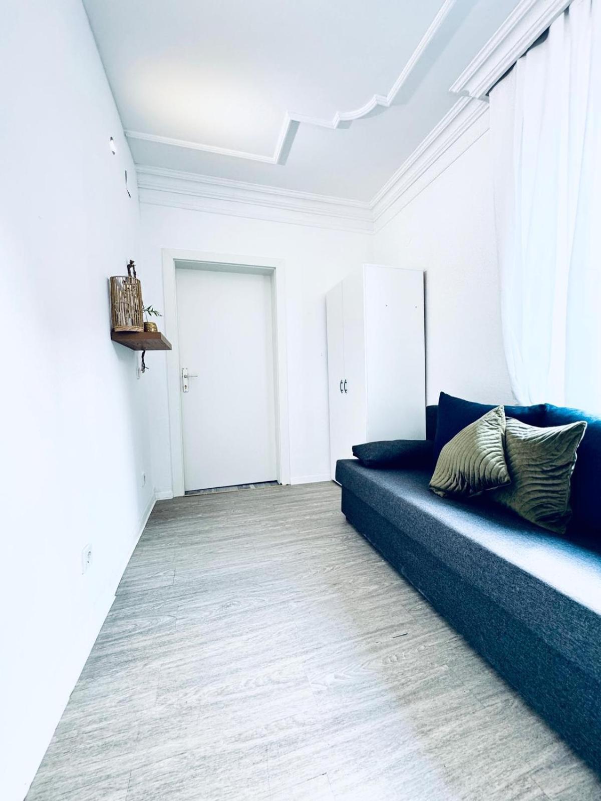 Comfy 4br Apt, 12-min To Fac Platz Appartement
